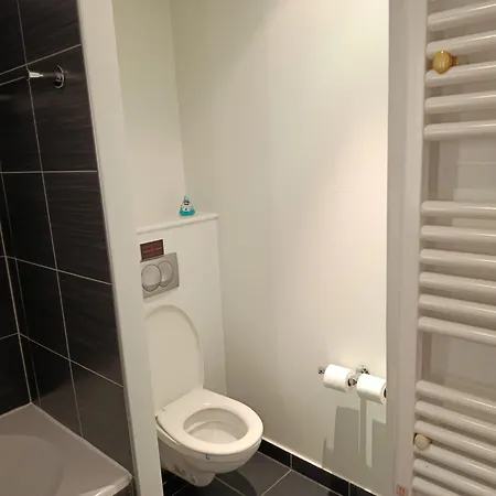 아파트 Au Pied De L'orne